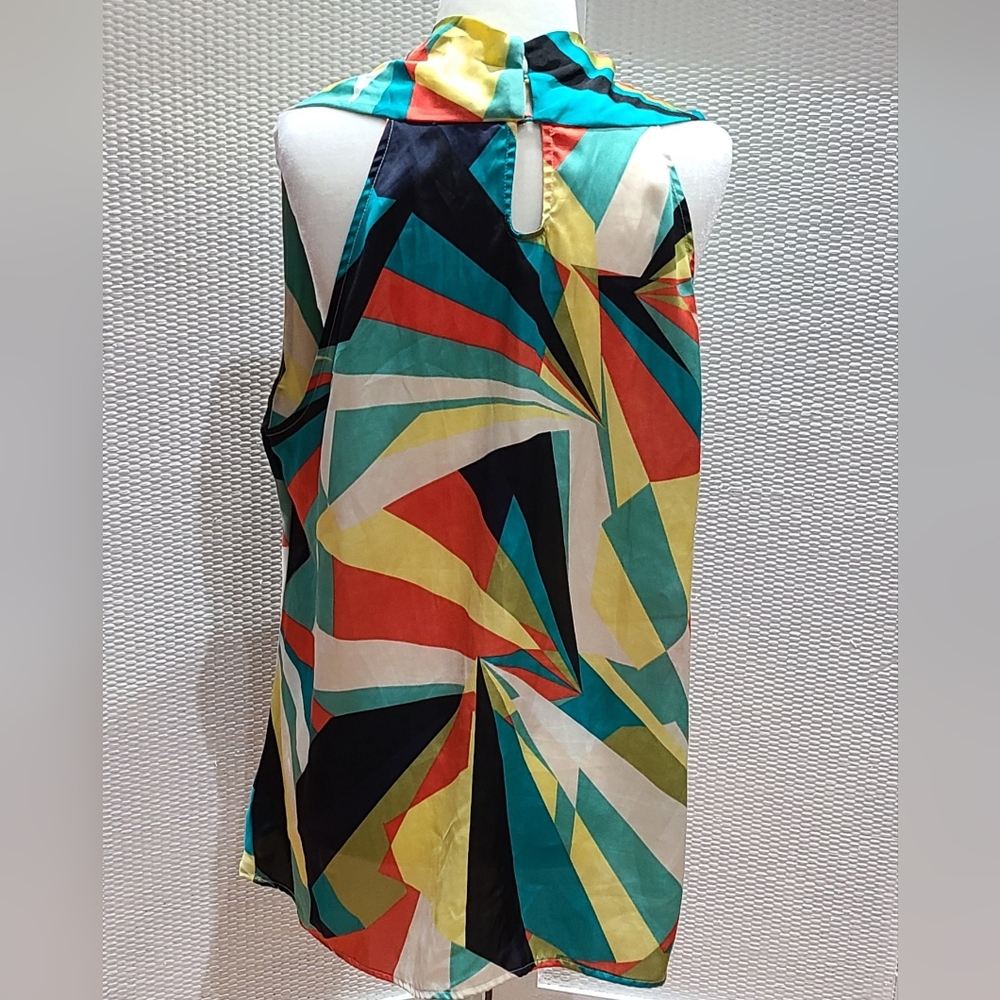 Worthington Size XL Colorful Geometric Sleeveless Top - Picture 2 of 2